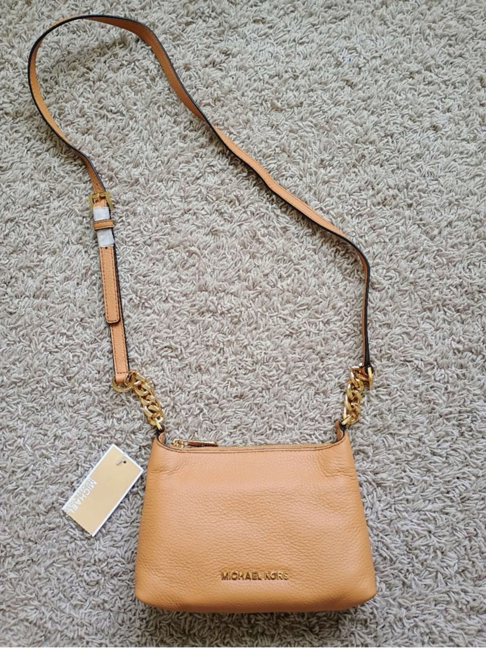 NWT Michael Kors BEDFORD Pebbled Leather Crossbody peanut